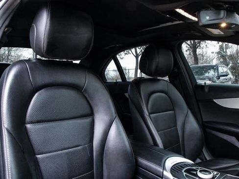 Used 2021 Mercedes-Benz C 300 Sedan w/ Premium Package image 28