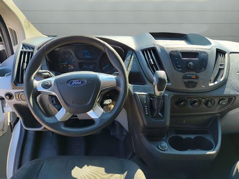 Used 2017 Ford Transit 250 130 Low Roof w/ Exterior Upgrade Package RWD image 22