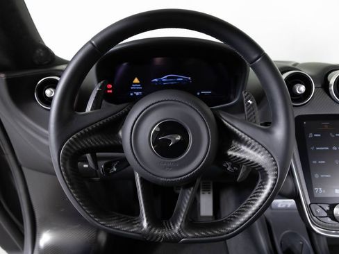 Used 2022 McLaren GT image 25