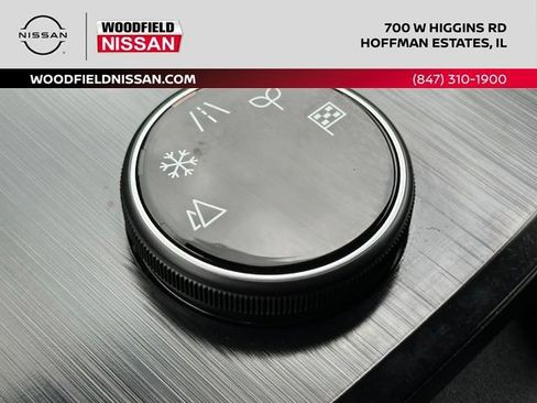 Certified 2025 Nissan Rogue SV AWD/4WD image 37