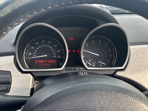 Used 2005 BMW Z4 2.5i image 23
