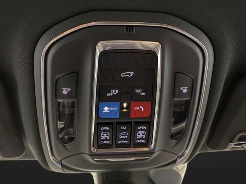 New 2025 Jeep Grand Cherokee Limited w/ Trailer Tow Package image 26