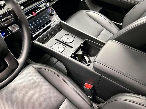 Certified 2025 Hyundai Santa Fe Calligraphy image 14