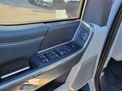 Certified 2024 Ford F250 Limited w/ FX4 Off-Road Package image 5