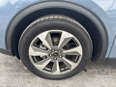 Used 2025 Ford Escape Platinum image 22