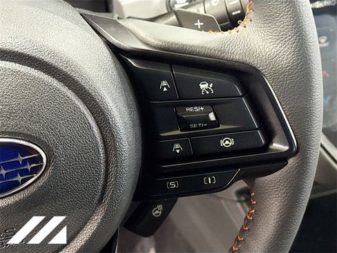 New 2026 Subaru Crosstrek 2.5i Limited w/ Crosstrek Mirror Package image 13