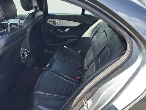 Used 2018 Mercedes-Benz C 300 4MATIC Sedan image 20
