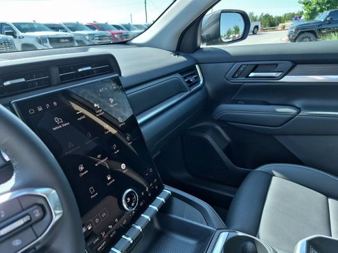 New 2026 GMC Terrain Denali AWD/4WD image 25