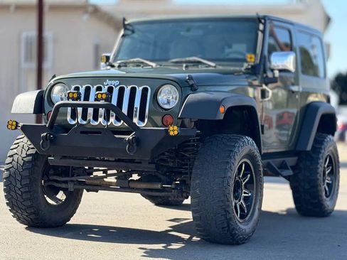 Used 2009 Jeep Wrangler X AWD/4WD image 5