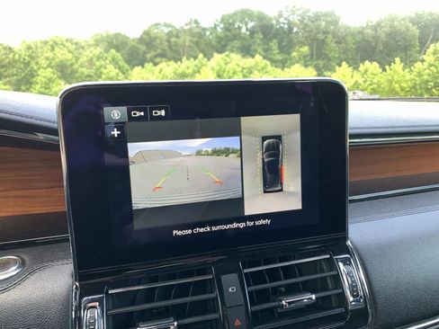 Used 2018 Lincoln Navigator L Reserve w/ Technology Package image 14