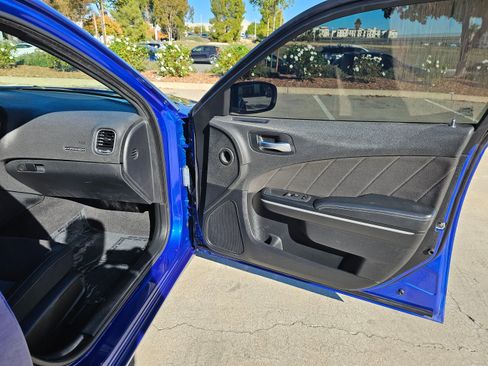 Used 2020 Dodge Charger SXT image 26