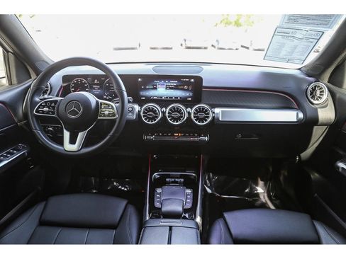 Certified 2022 Mercedes-Benz GLB 250 image 10