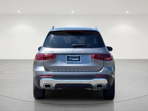 Certified 2026 Mercedes-Benz GLB 250 4MATIC image 4