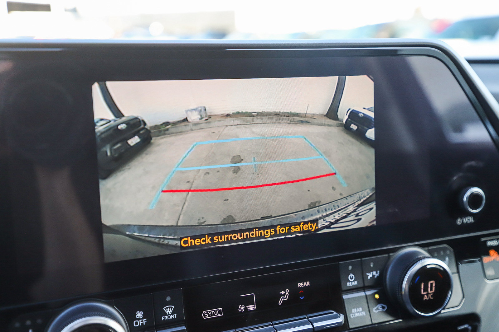 Used 2023 Toyota Highlander XLE FWD image 25