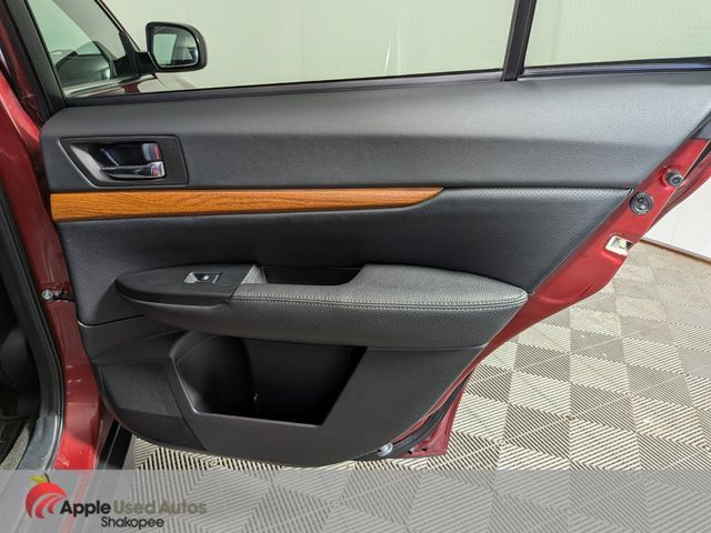 Used 2013 Subaru Outback 2.5i Limited AWD/4WD image 36