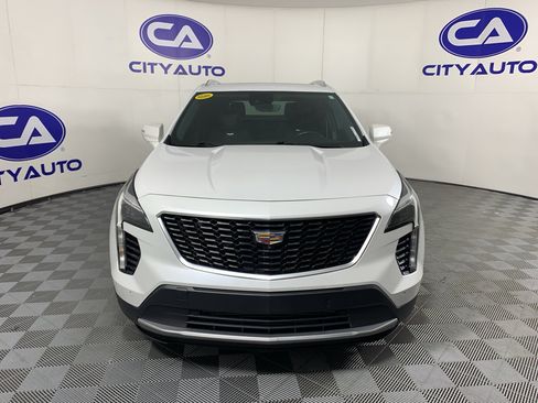 Used 2020 Cadillac XT4 Premium Luxury w/ Enhanced Visibility Package AWD/4WD image 9
