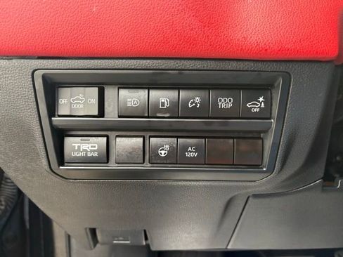 Used 2024 Toyota Tundra Limited image 25