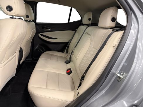 Used 2024 Buick Encore GX Avenir image 10