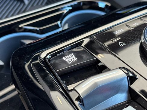 New 2026 BMW 530i w/ Premium Package image 19