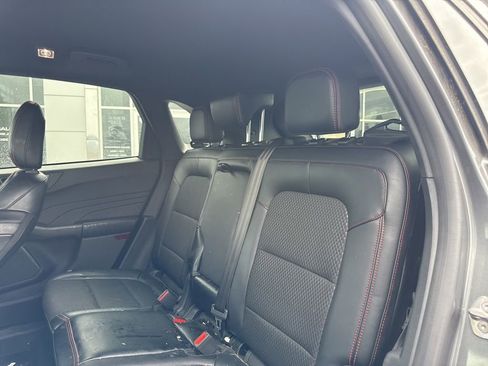 Used 2024 Ford Escape ST-Line w/ Tech Pack #1 AWD/4WD image 13