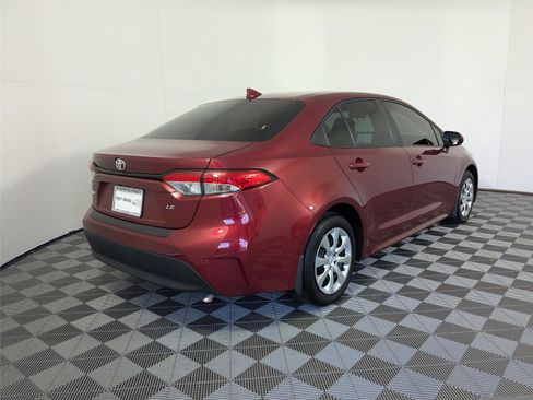 Certified 2023 Toyota Corolla LE image 5