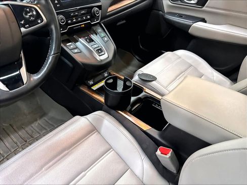 Used 2020 Honda CR-V Touring image 19