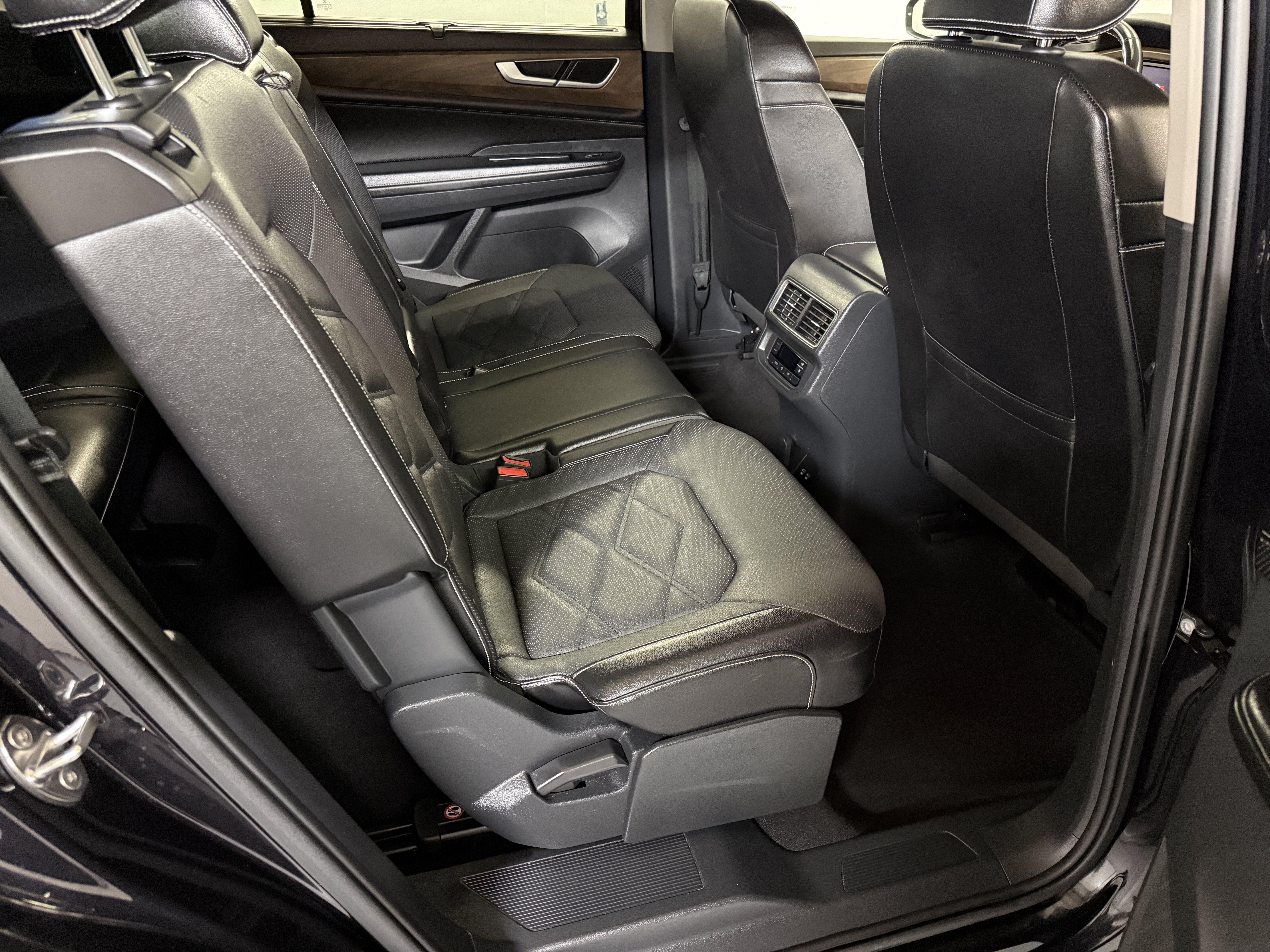 Certified 2024 Volkswagen Atlas SE AWD/4WD image 22