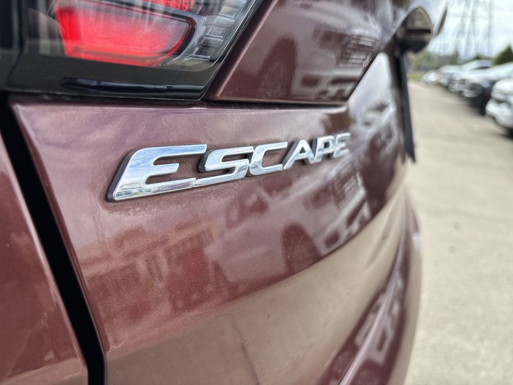Used 2018 Ford Escape SEL AWD/4WD image 34