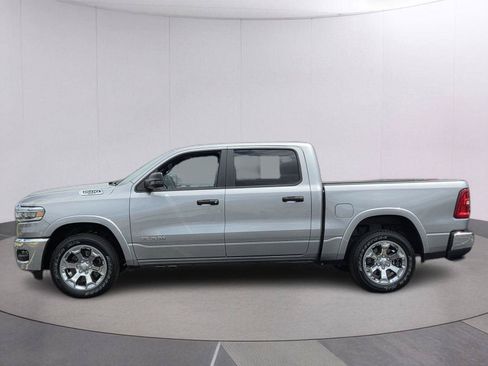 Used 2025 RAM 1500 Big Horn AWD/4WD image 8