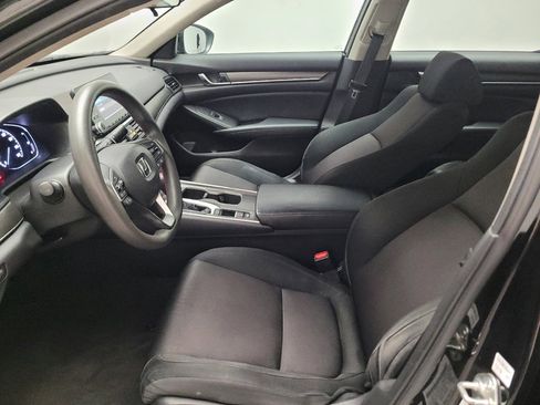 Used 2018 Honda Accord LX image 17