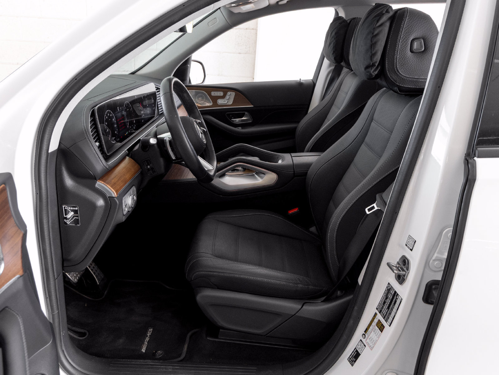 Certified 2026 Mercedes-Benz GLS 450 4MATIC image 11