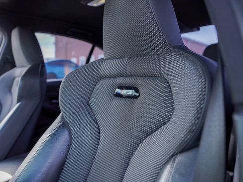 Used 2018 BMW M3 image 24