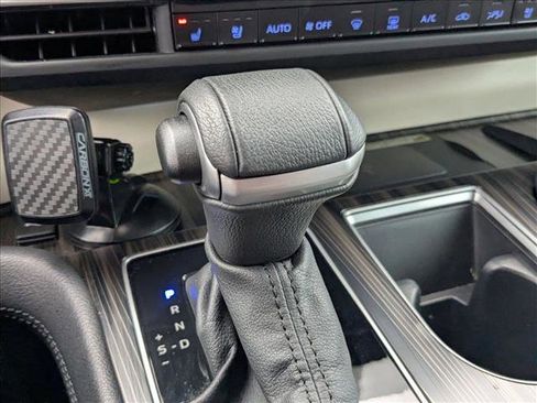 Used 2023 Toyota Sienna Platinum image 12