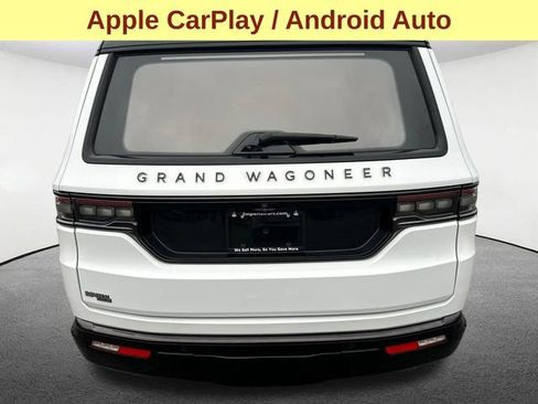 Used 2024 Jeep Grand Wagoneer Series III w/ Rear Seat Video Group 1 AWD/4WD image 9