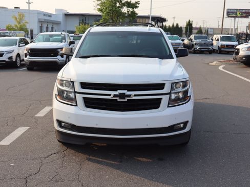 Used 2018 Chevrolet Tahoe Premier RWD image 3