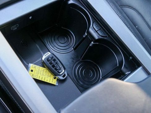 Used 2021 Hyundai Palisade Calligraphy image 27