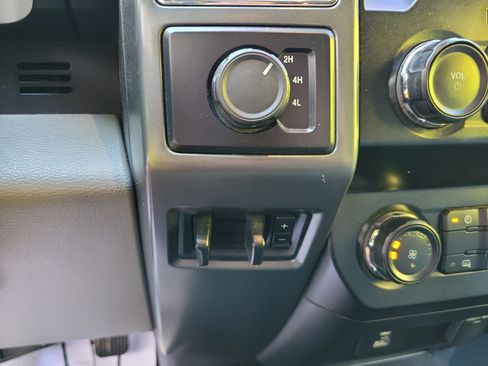 Used 2020 Ford F350 XLT image 27