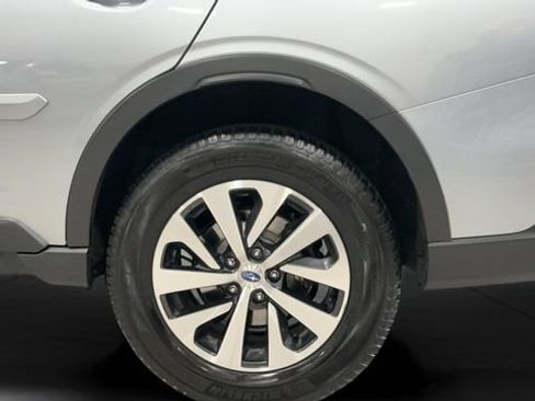 Used 2022 Subaru Outback Premium AWD/4WD image 25