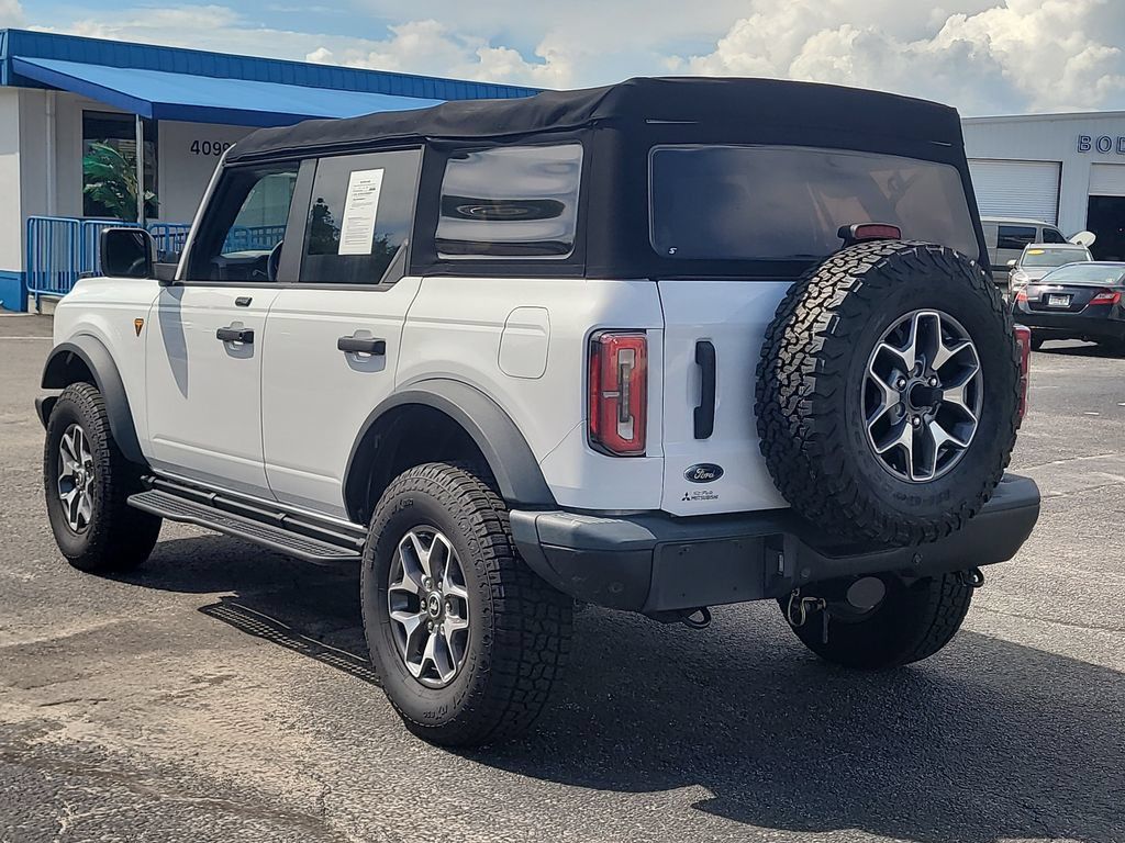 Used 2022 Ford Bronco Badlands AWD/4WD image 3