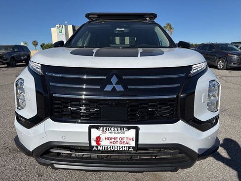New 2026 Mitsubishi Outlander AWD image 2
