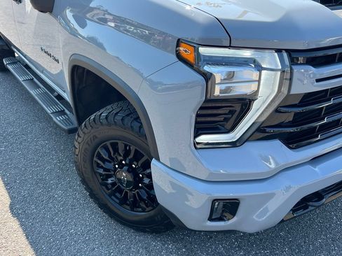 Used 2024 Chevrolet Silverado 3500 LT w/ Z71 Sport Edition AWD/4WD image 2