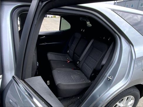 Used 2023 Chevrolet Equinox LT AWD/4WD image 21