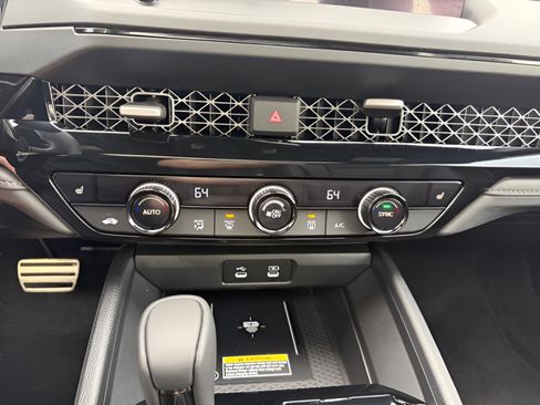 Used 2025 Honda Accord Sport image 19