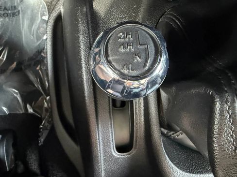 Used 2015 Jeep Wrangler Sport w/ Quick Order Package 23S AWD/4WD image 26
