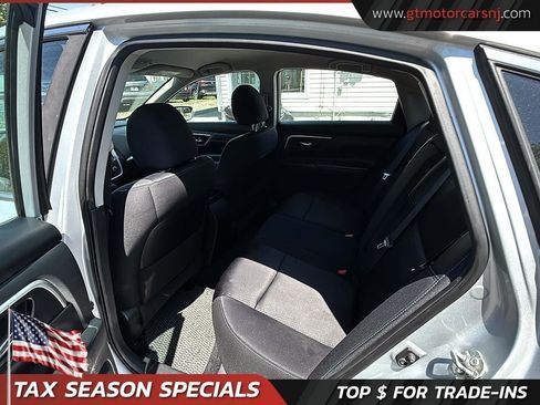 Used 2017 Nissan Altima 2.5 SR FWD image 29