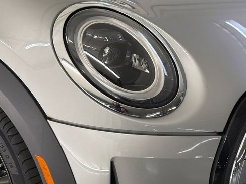 Used 2024 MINI Cooper 2-Door Hardtop FWD image 11
