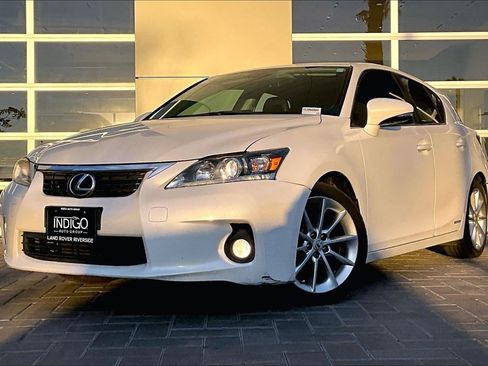 Used 2012 Lexus CT 200h image 1
