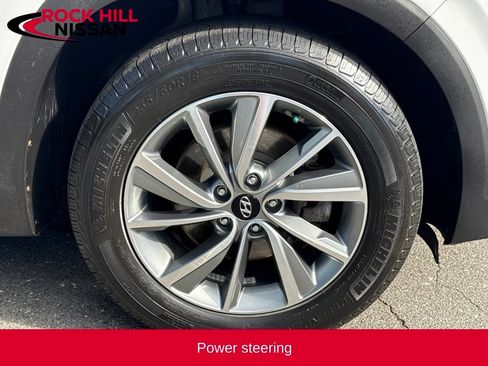 Used 2019 Hyundai Santa Fe AWD image 9