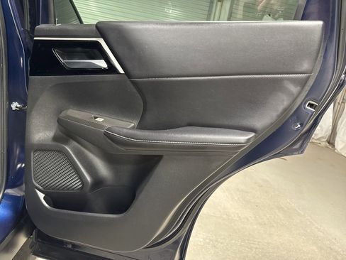 Used 2022 Mitsubishi Outlander SE FWD image 11