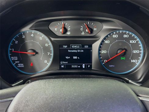 Used 2021 Chevrolet Equinox LS w/ LS Convenience Package FWD image 18